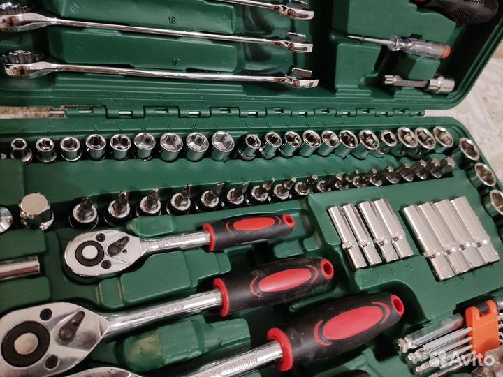 Набор инструментов 121 предмет