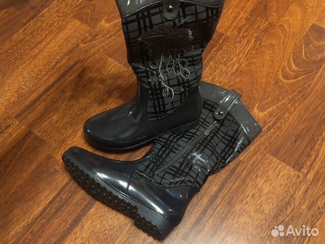 Резиновые сапоги новые 33