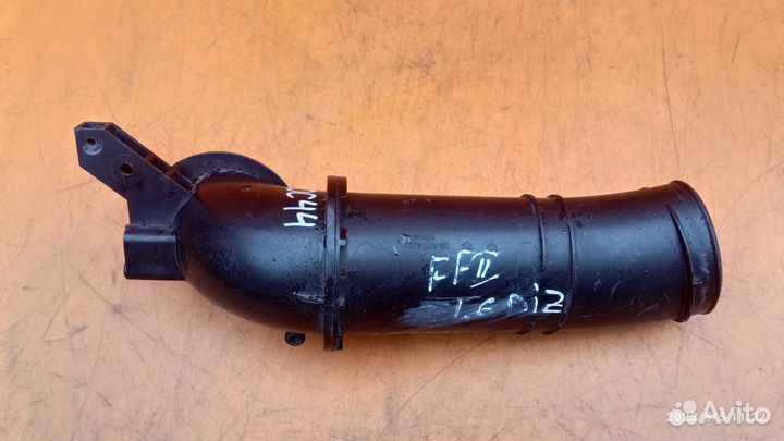 Патрубок воздушный для Ford Focus 2