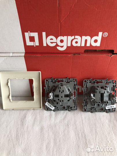Выключатель Legrand