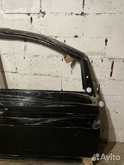 Дверь передняя правая Volkswagen Sharan 2006