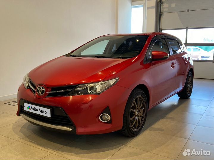 Toyota Auris 1.6 CVT, 2013, 114 843 км