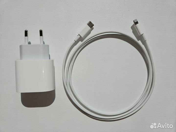 Зарядное устройство Apple USB Type-C. Оригинал