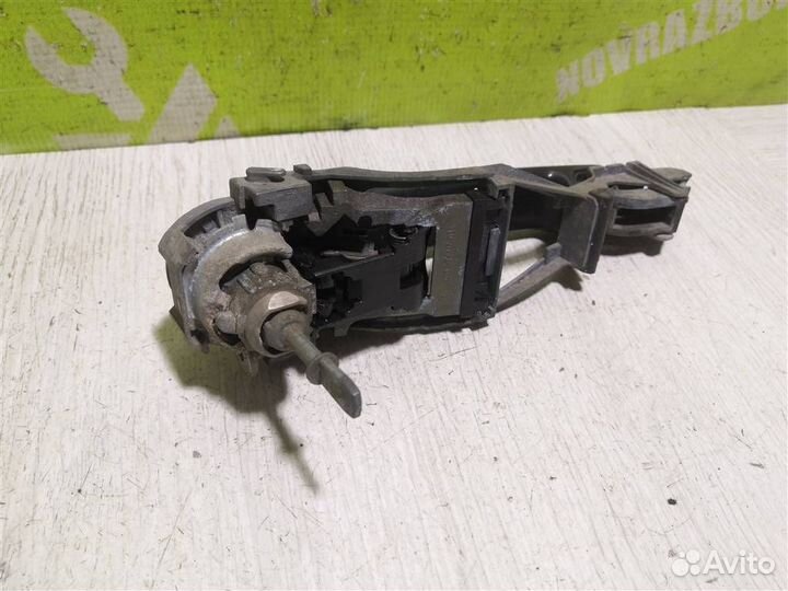 Ручка двери передней наружная левая Фольксваген