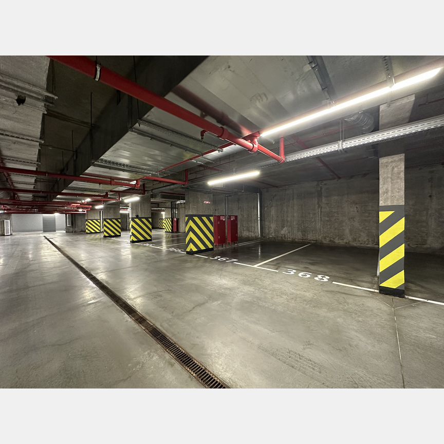 3-к. квартира, 97 м², 8/18 эт.