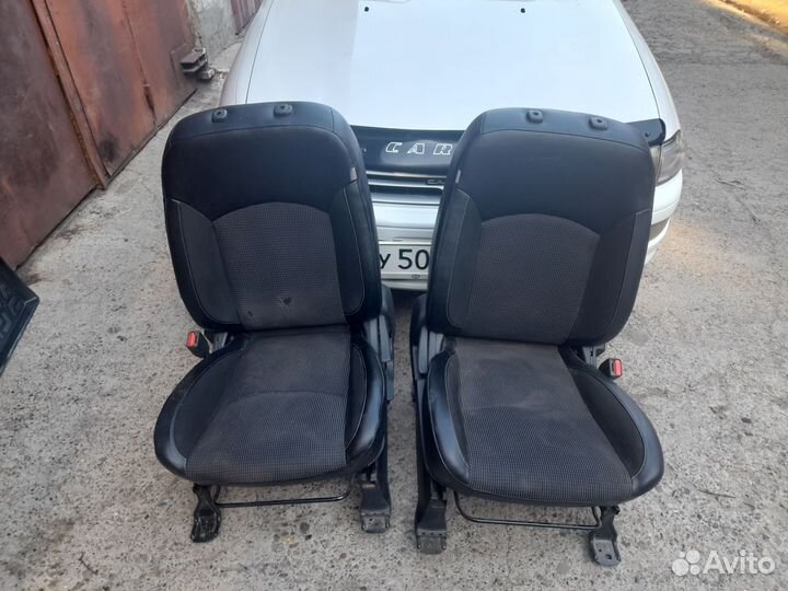 Сиденья 3008/ outlander