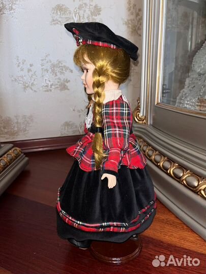 Кукла фарфоровая remeco collection