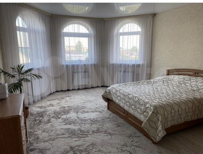 Коттедж 169 м² на участке 13,8 сот.