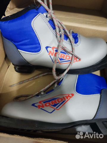 Лыжные ботинки