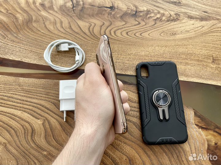 iPhone Xs, 64 ГБ