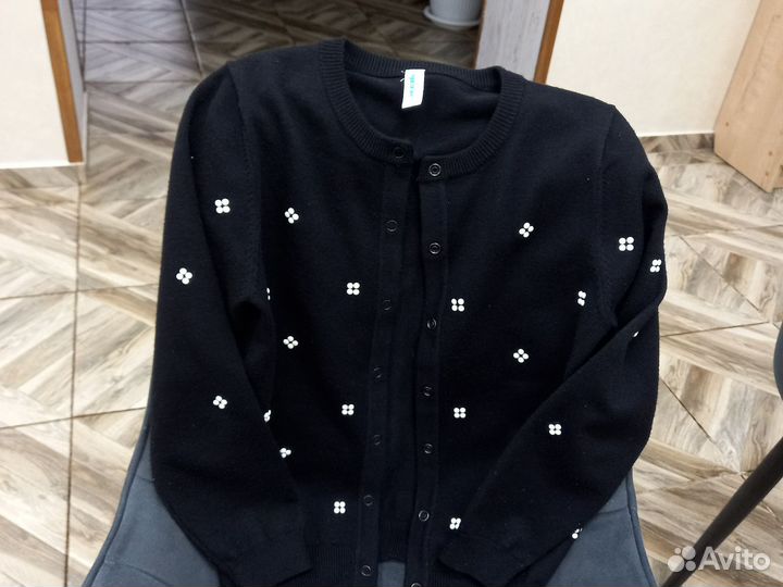 Джемпер Acoola, джинсы Gee Jay для девочки