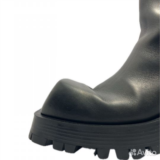 Balenciaga trooper leather boots