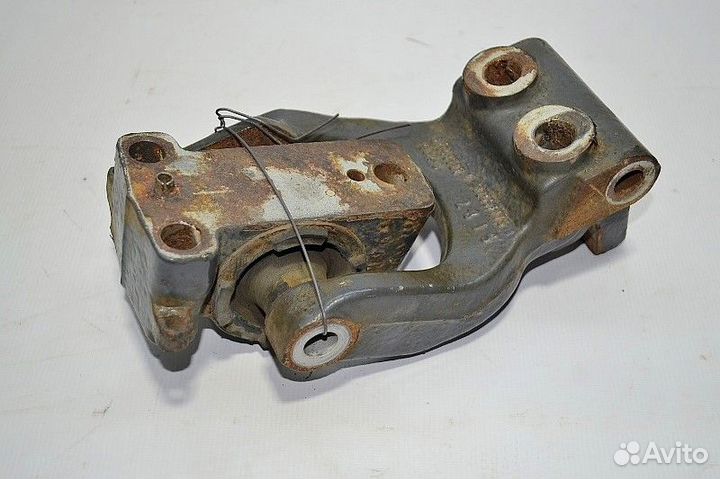 Кронштейн ящика аккумулятора volvo FH (01.12)