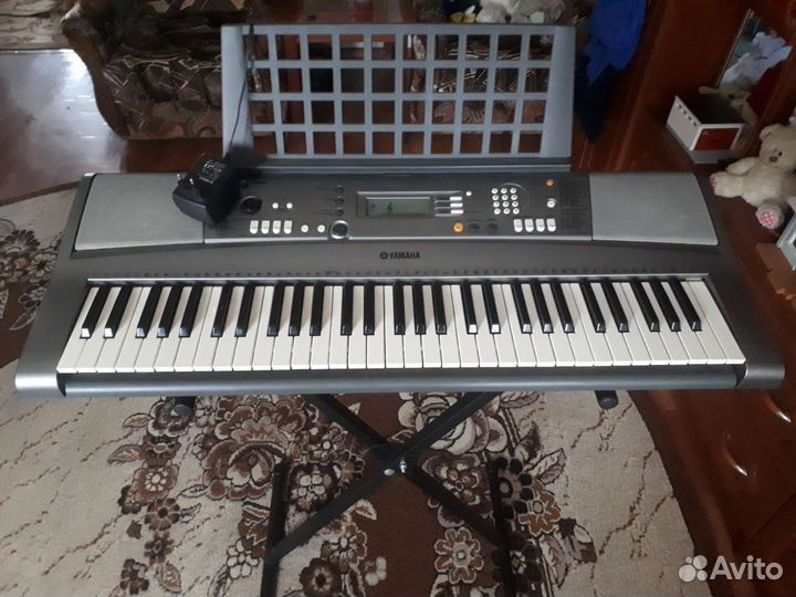 Синтезатор yamaha psr r300