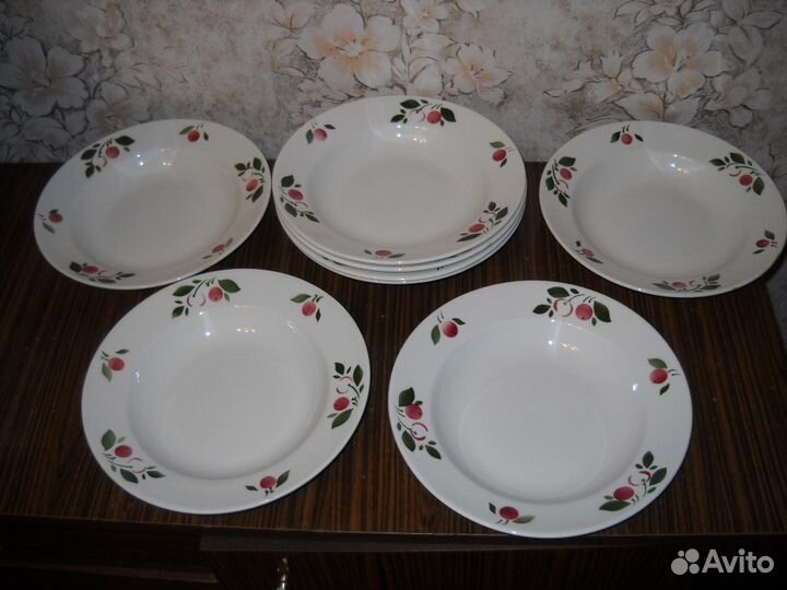 Тарелки суповые