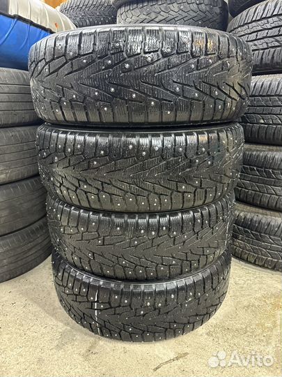 Nokian Tyres Hakkapeliitta 7 SUV 235/65 R17 108T