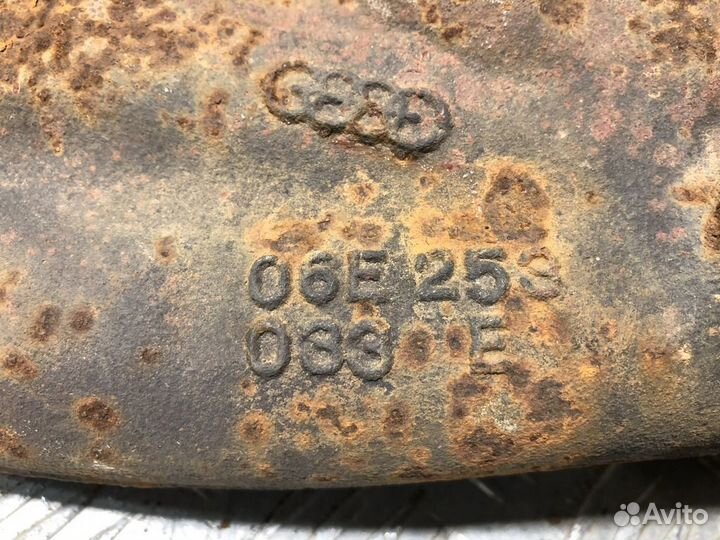 Коллектор выпускной левый Audi A6 c6 C6