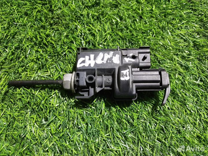 Активатор замка крышки топливного бака Renault