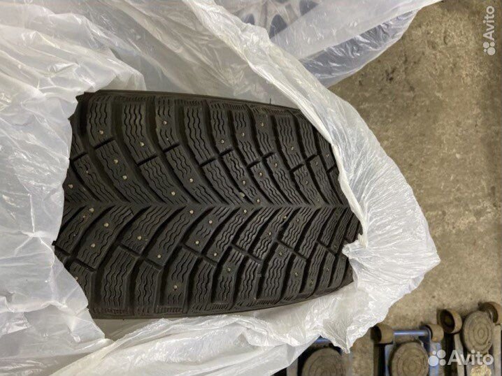 Колеса оригинальные Land Rover R18