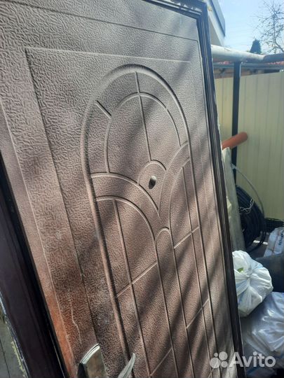 Дверь входная железная бу