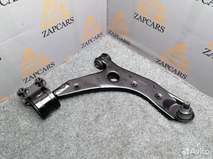 Рычаг подвески передний правый Mazda 3 BK