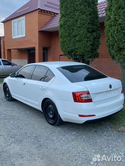 Skoda Octavia 1.6 AT, 2014, 300 000 км