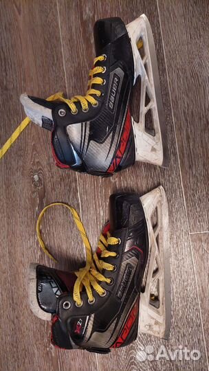 Хоккейные коньки вратарские bauer