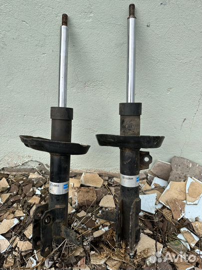 Амортизаторы передние Astra J