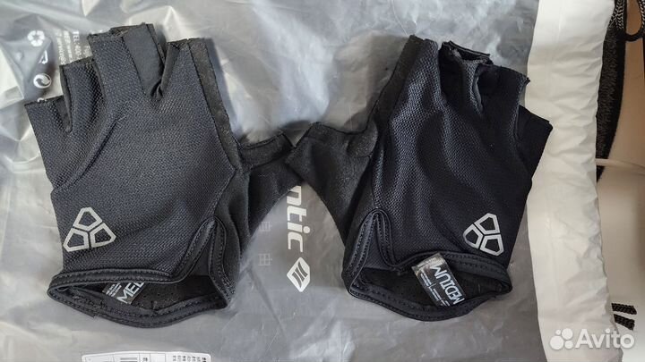 Перчатки велосипедные