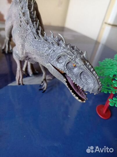 Машина молния Маккуин,динозавр, мягкие игрушки