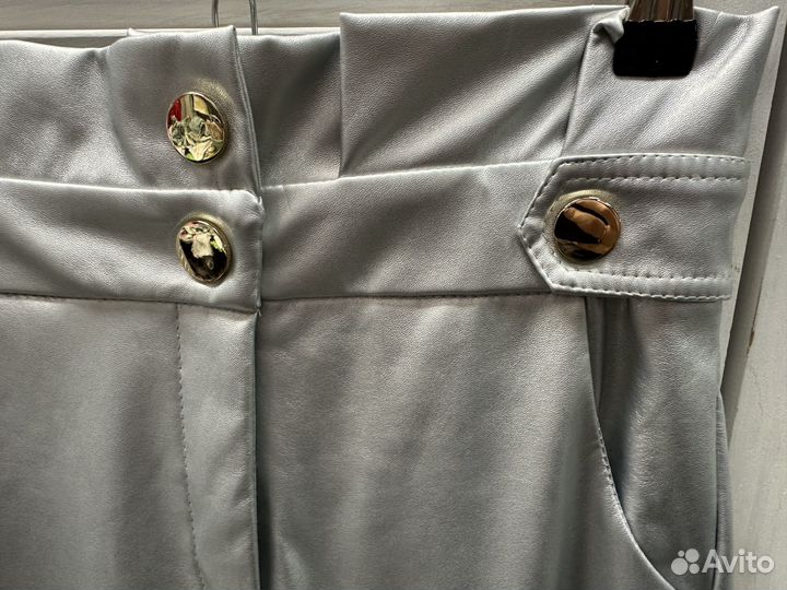 Брюки женские новые эко кожа s,L