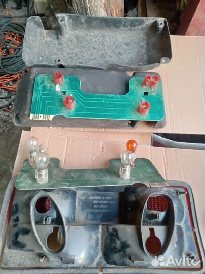 Запчасти (оптика фонарь задний ваз )