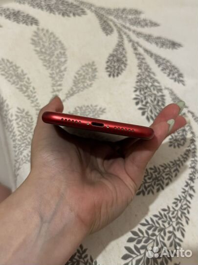 iPhone 11 product red 128