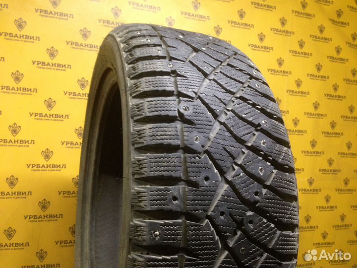 Nitto Therma Spike 215/50 R17 91T