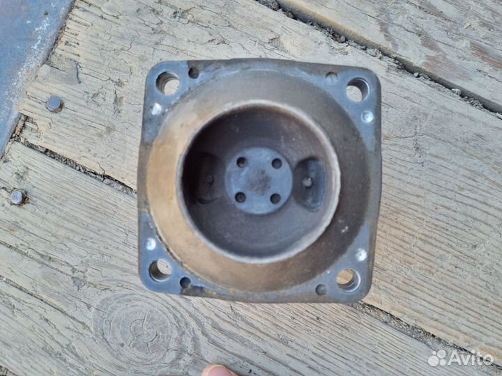 Подушка АКПП на mercedes ml w164