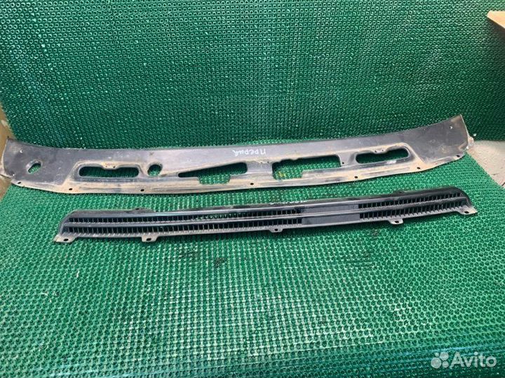 Водосток Nissan Prairie PNM11 SR20(DE) 1997