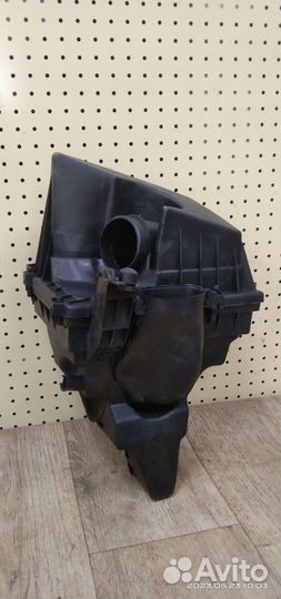 Корпус воздушного фильтра Ford Focus II