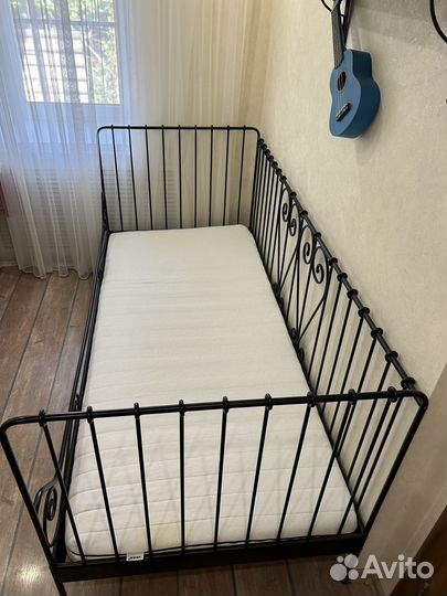 Кровать односпальная с матрасом IKEA