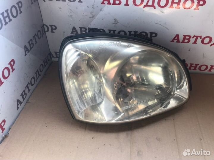 Фара галогеновая передняя правая Hyundai Santa Fe