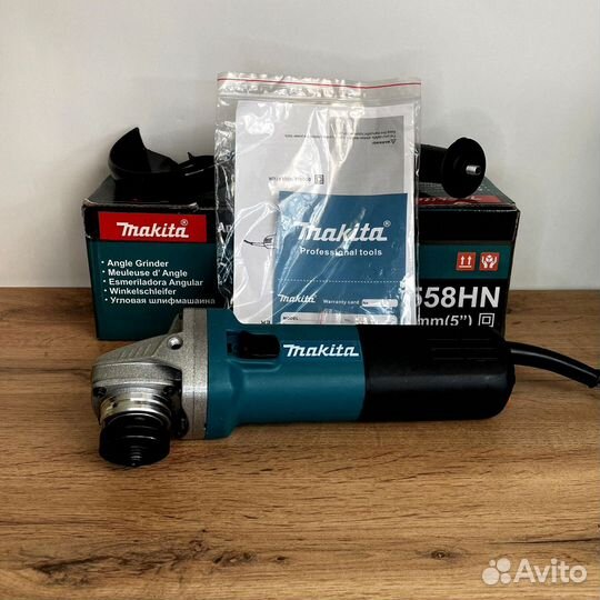 Болгарка Makita 9558HN