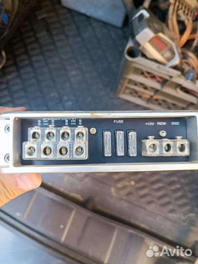 Усилитель Kicx 4.100, саб Boston 12 в коробе