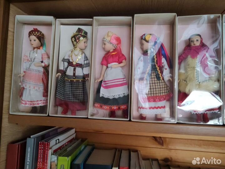 Куклы в народных костюмах деагостини