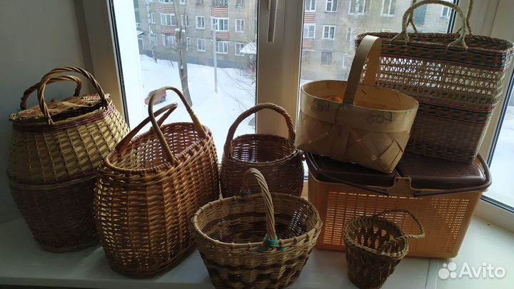 Корзины плетеные из лозы соломы СССР