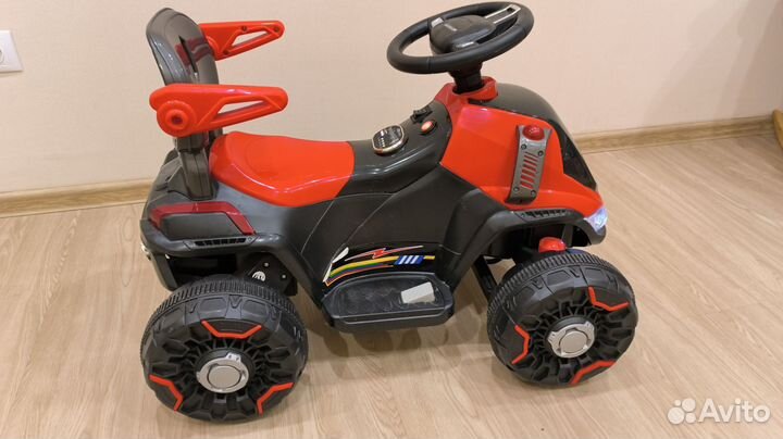 Машинка детская на аккумуляторе