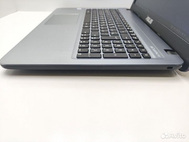 Ноутбук Asus Core i7-7500 на Windows 10