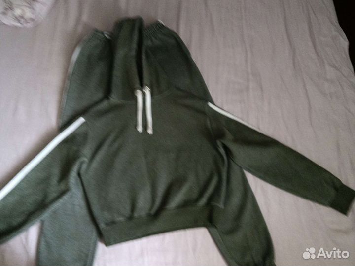 Костюм спортивный для девочки 9-12 лет