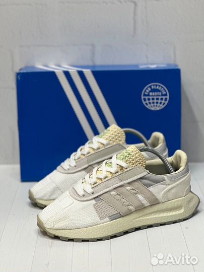 Кроссовки Adidas retropy e5