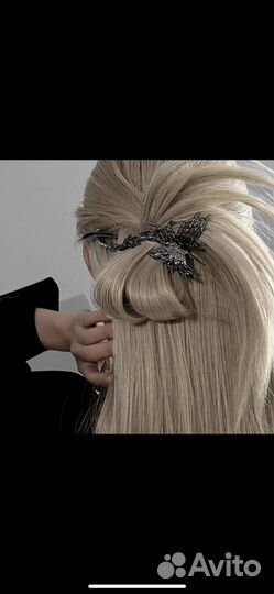 Элегантная заколка с бабочкой