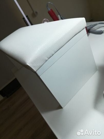 Подставка для рук маникюрная