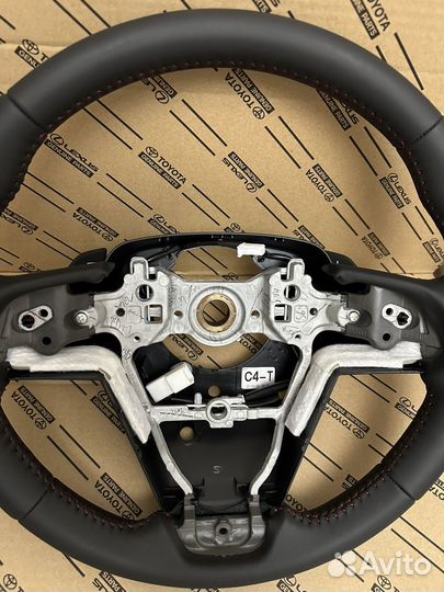 Руль Toyota Camry GR Sport